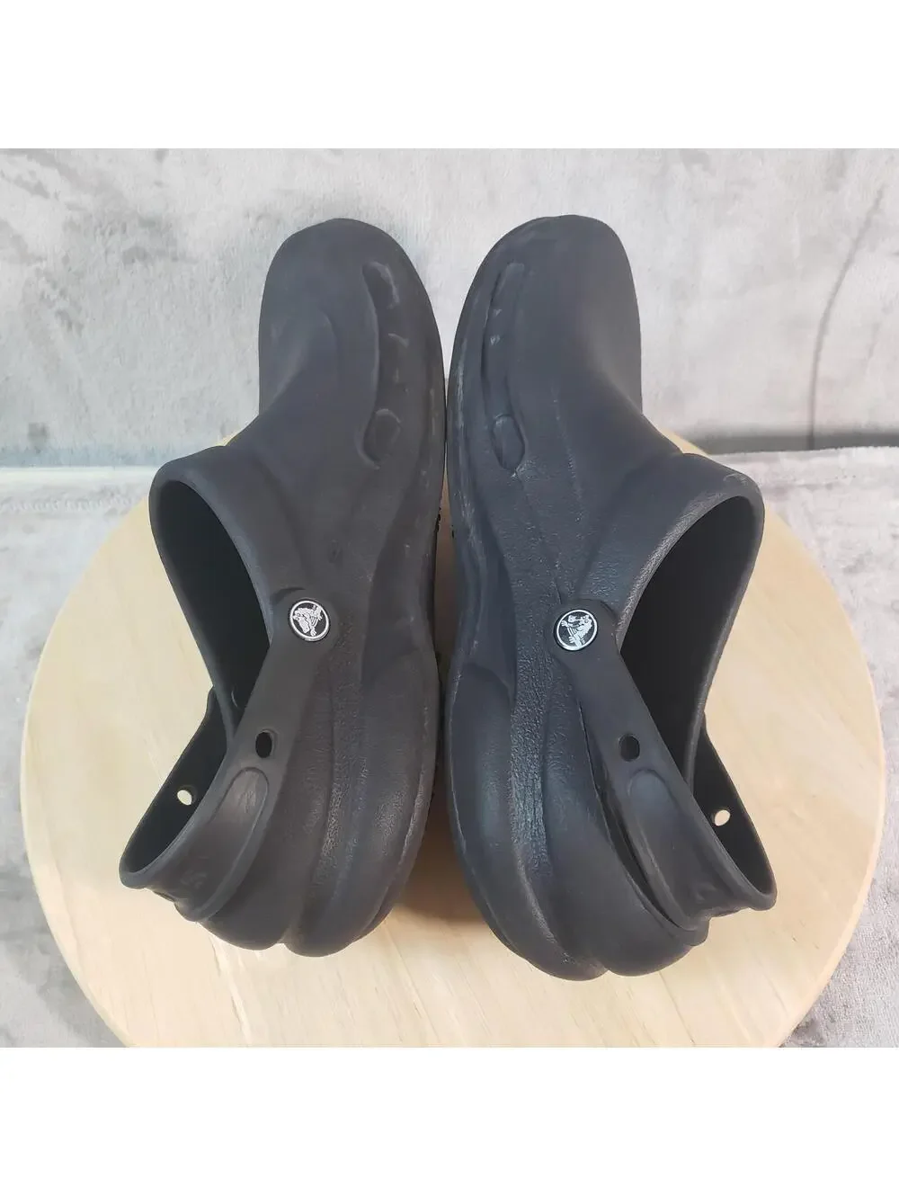 Crocs Black Slip Resistant Odor Resistant Slip-On Sandals Men's Size 12